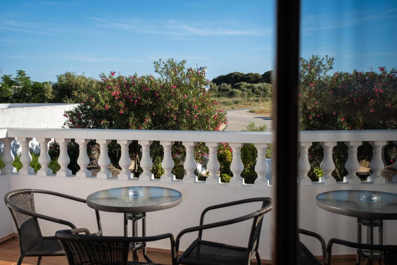 Hostal Cabo Roche Conil De La Frontera Eksteriør billede